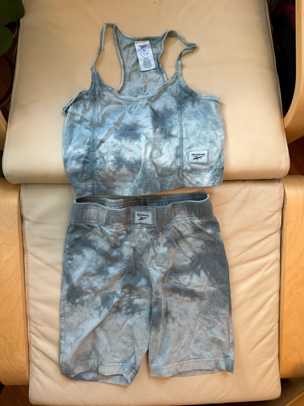 Reebok Blue Gray Tie Dye Workout Tank & Shorts Set Size S